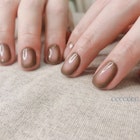 逆チークネイル・ブラウン