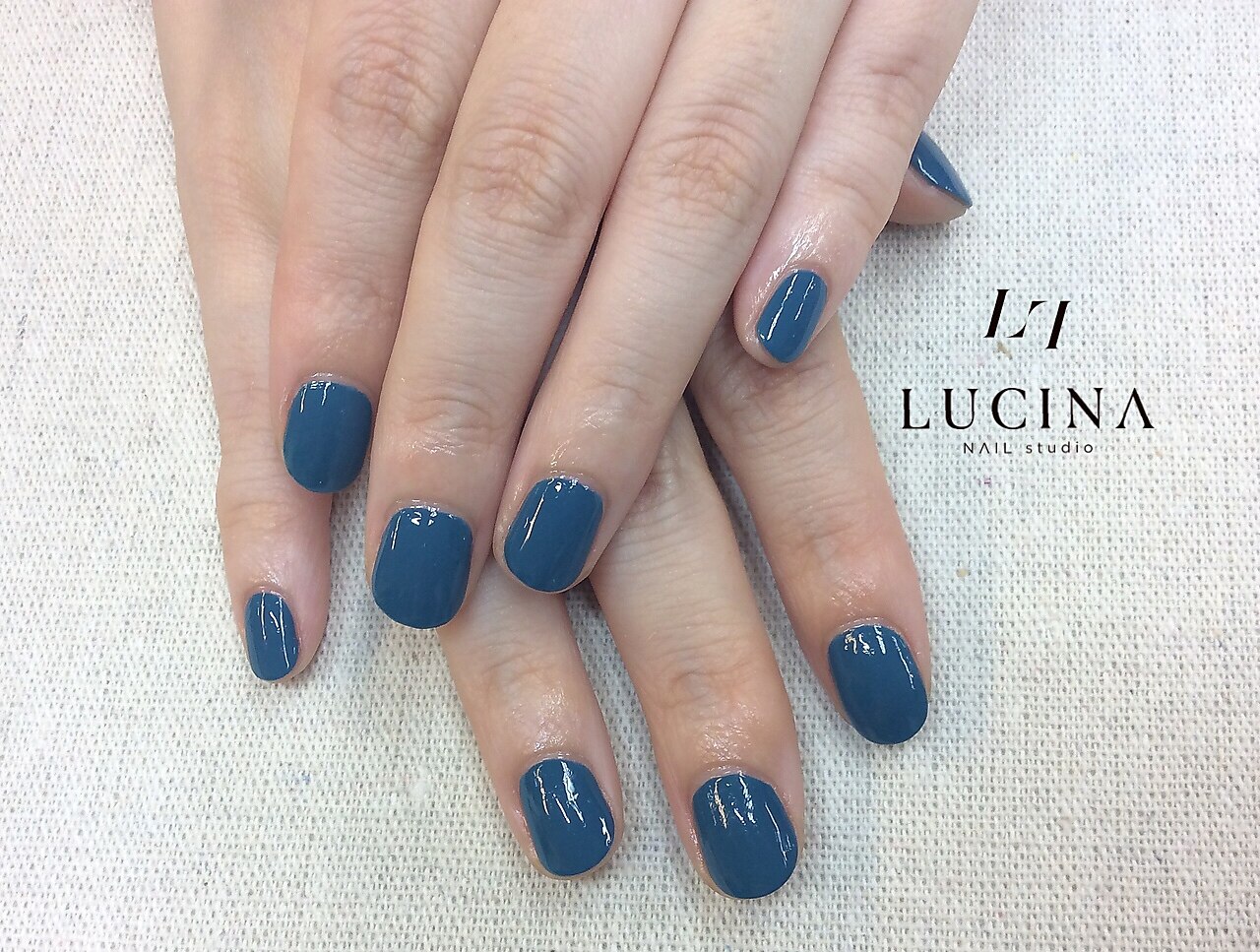 Y -785 くすみブルーネイル