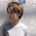 〔people〕柔らかさと丸みのある女性らしいショートヘア