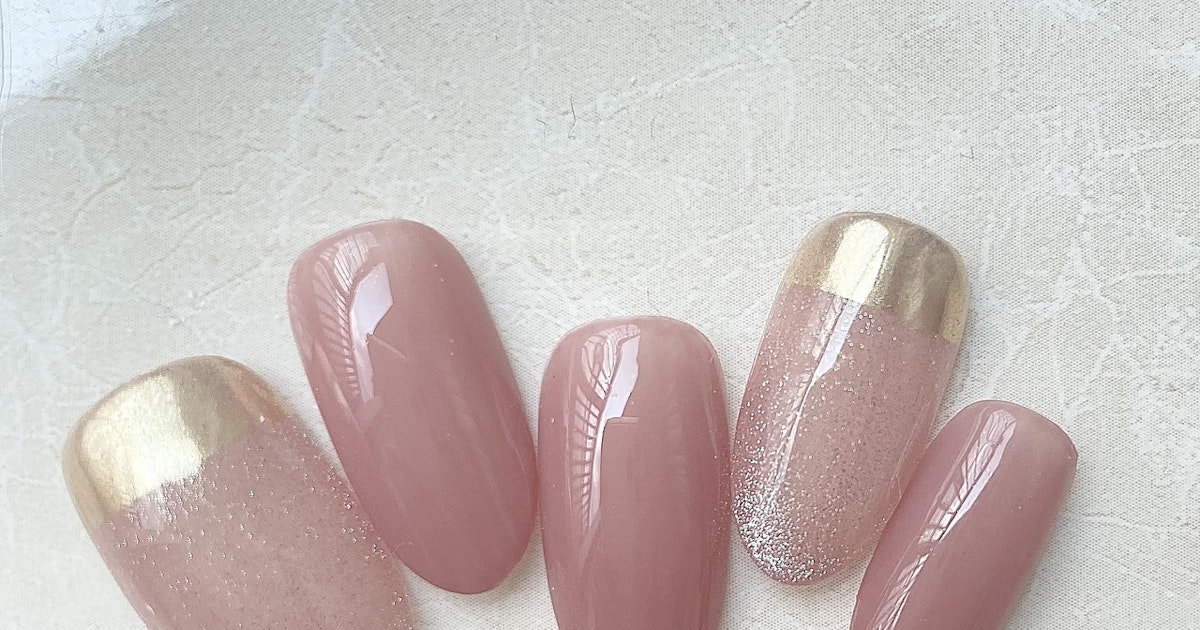 最旬 くすみネイルで作る今っぽ上品ネイル デザインやカラー別に大特集 ホットペッパービューティーマガジン 最旬 くすみネイルで作る今っぽ上品ネイル デザインやカラー別に大特集 ホットペッパービューティーマガジン