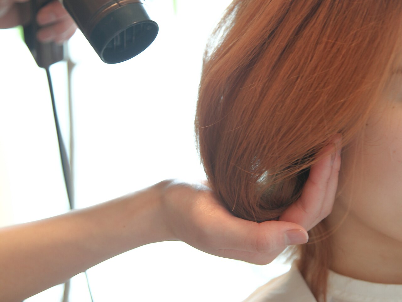 傷んだ髪の毛を改善したい パサパサ髪をさらさら ツヤツヤ髪へ導くケア方法 ホットペッパービューティーマガジン