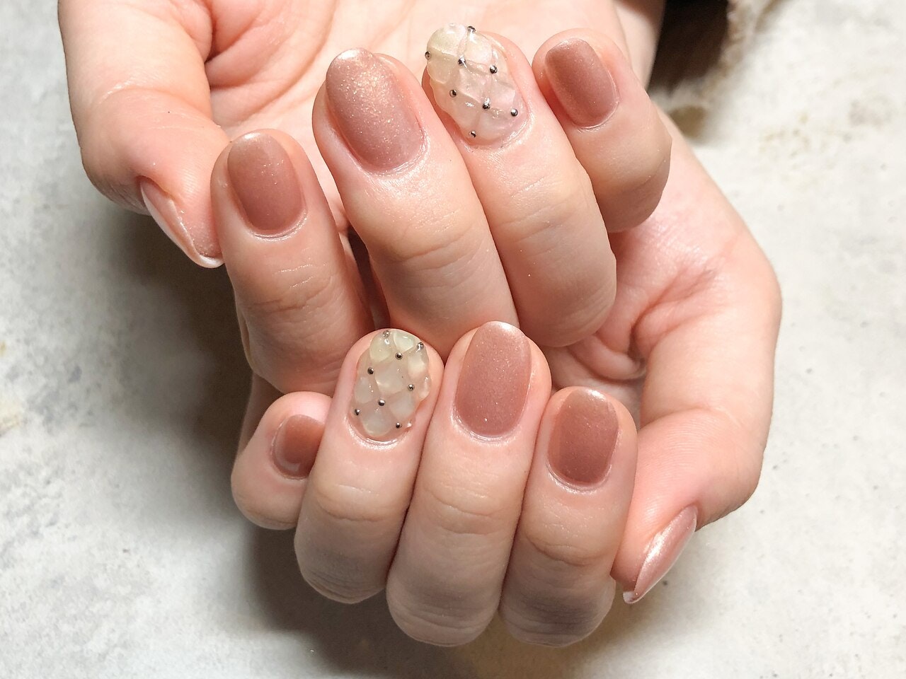 ぷっくりキルティングネイルが今の気分 カラバリ豊富なトレンドデザイン特集 ホットペッパービューティーマガジン ぷっくりキルティングネイルが今の気分 カラバリ豊富なトレンドデザイン特集 ホットペッパービューティーマガジン