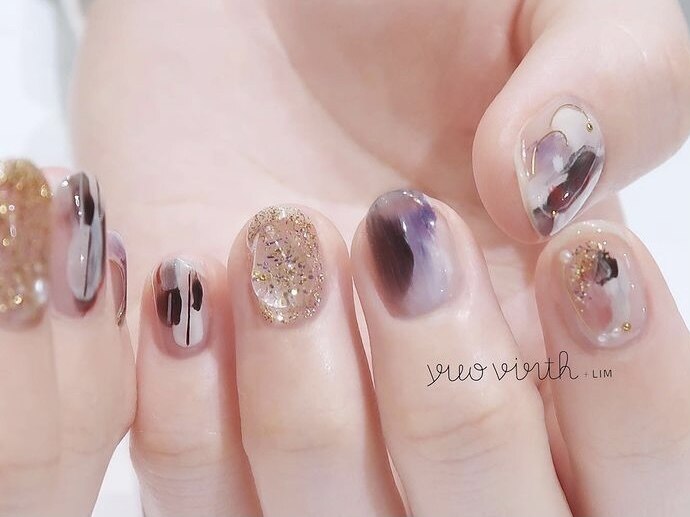 22秋ネイル おしゃれ度がupするトレンドデザインを大公開 ホットペッパービューティーマガジン