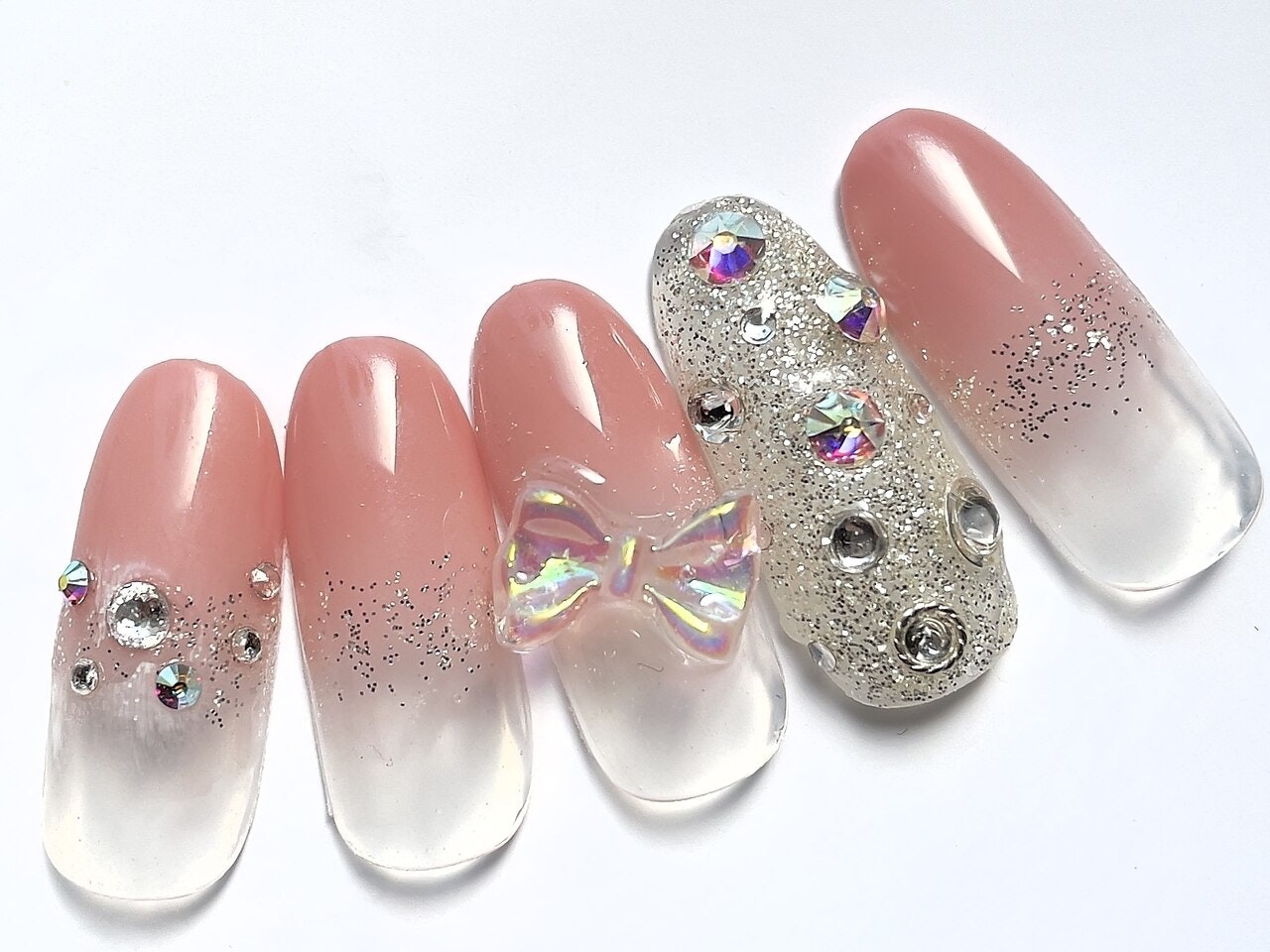 ピンクカラーのネイルデザイン大全 色味やデザインからお気に入りを見つけよう ホットペッパービューティーマガジン ピンクカラーのネイルデザイン大全 色味やデザインからお気に入りを見つけよう ホットペッパービューティーマガジン