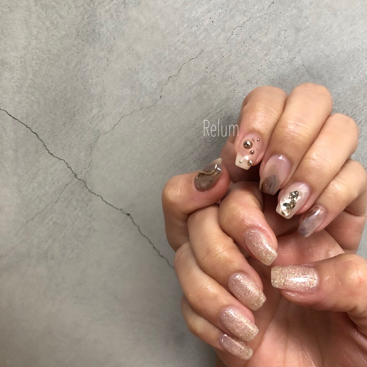 左右非対称ニュアンスネイル♪