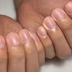職場にバレない自爪風ネイル