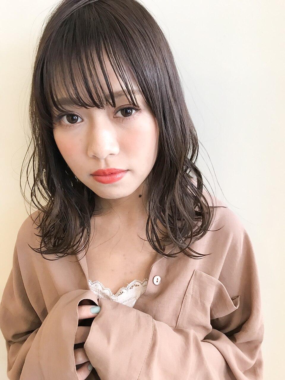 可愛が詰まったシースルーセミディ