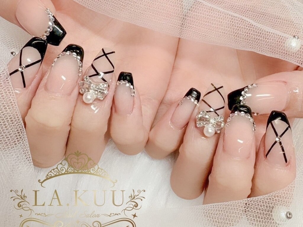 黒ワンホンネイル