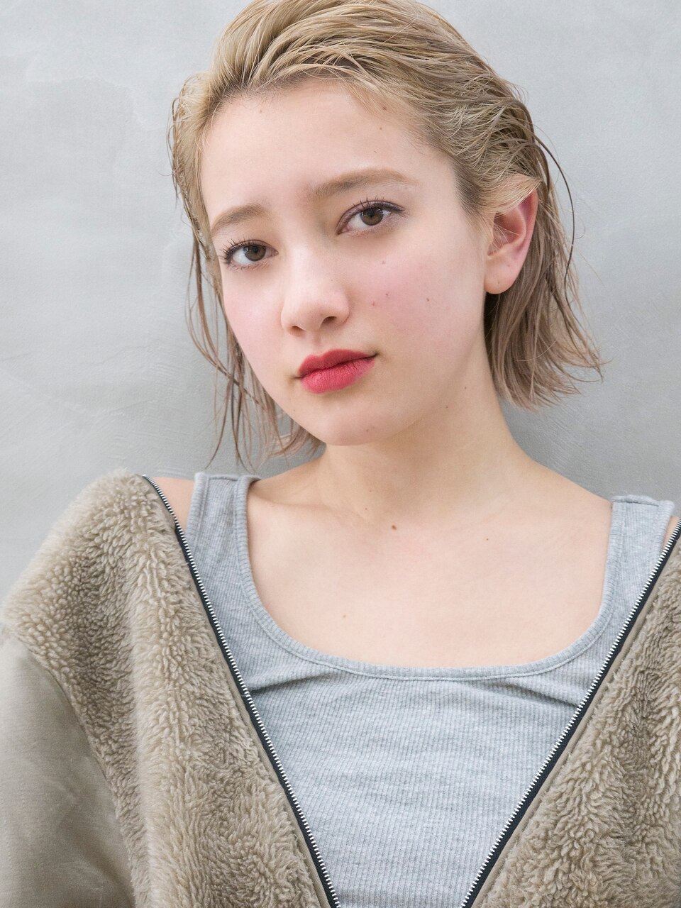 SUN YORK エッジィカジュアルなクールボブ