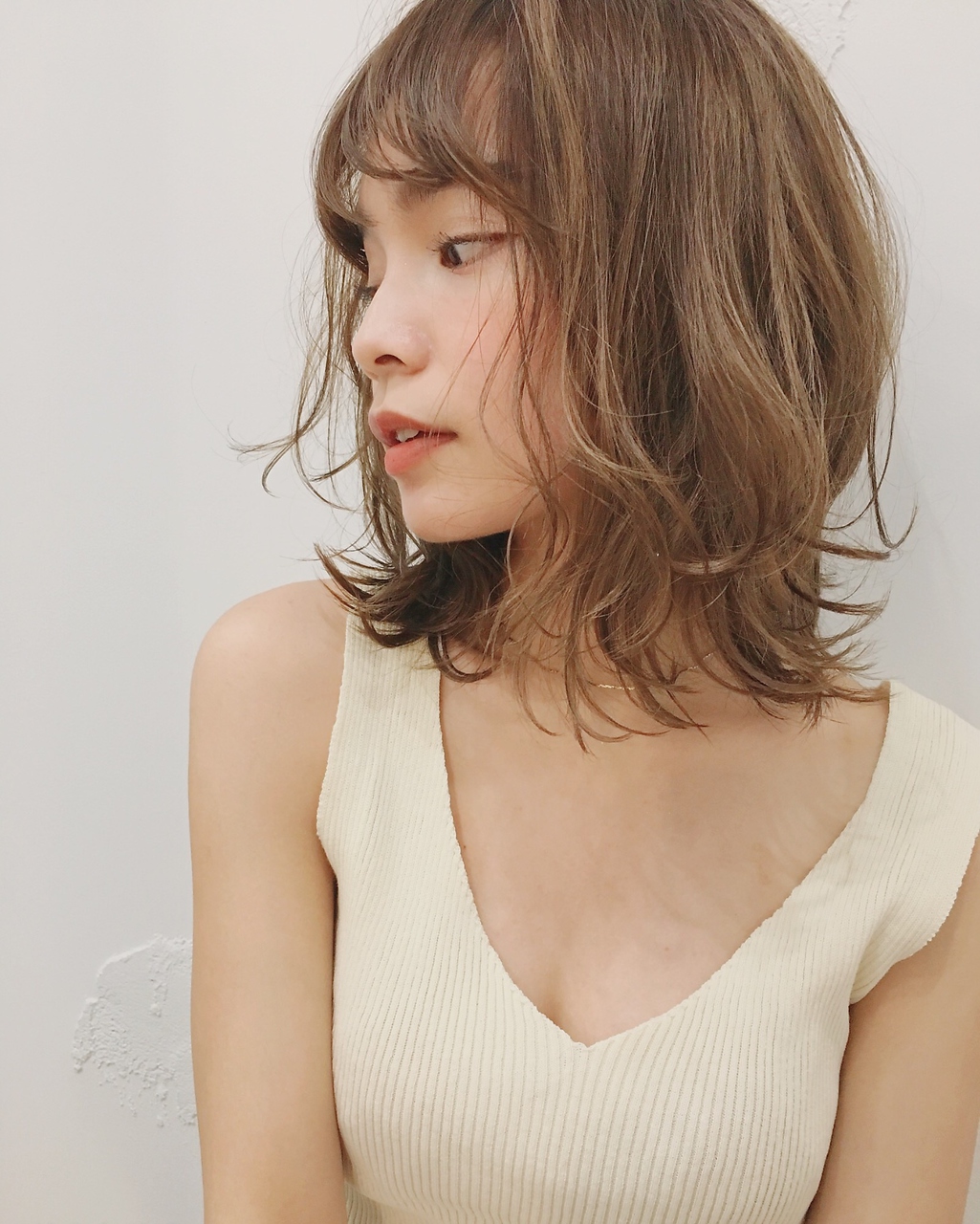 小顔ヘルシーレイヤーウルフミディ