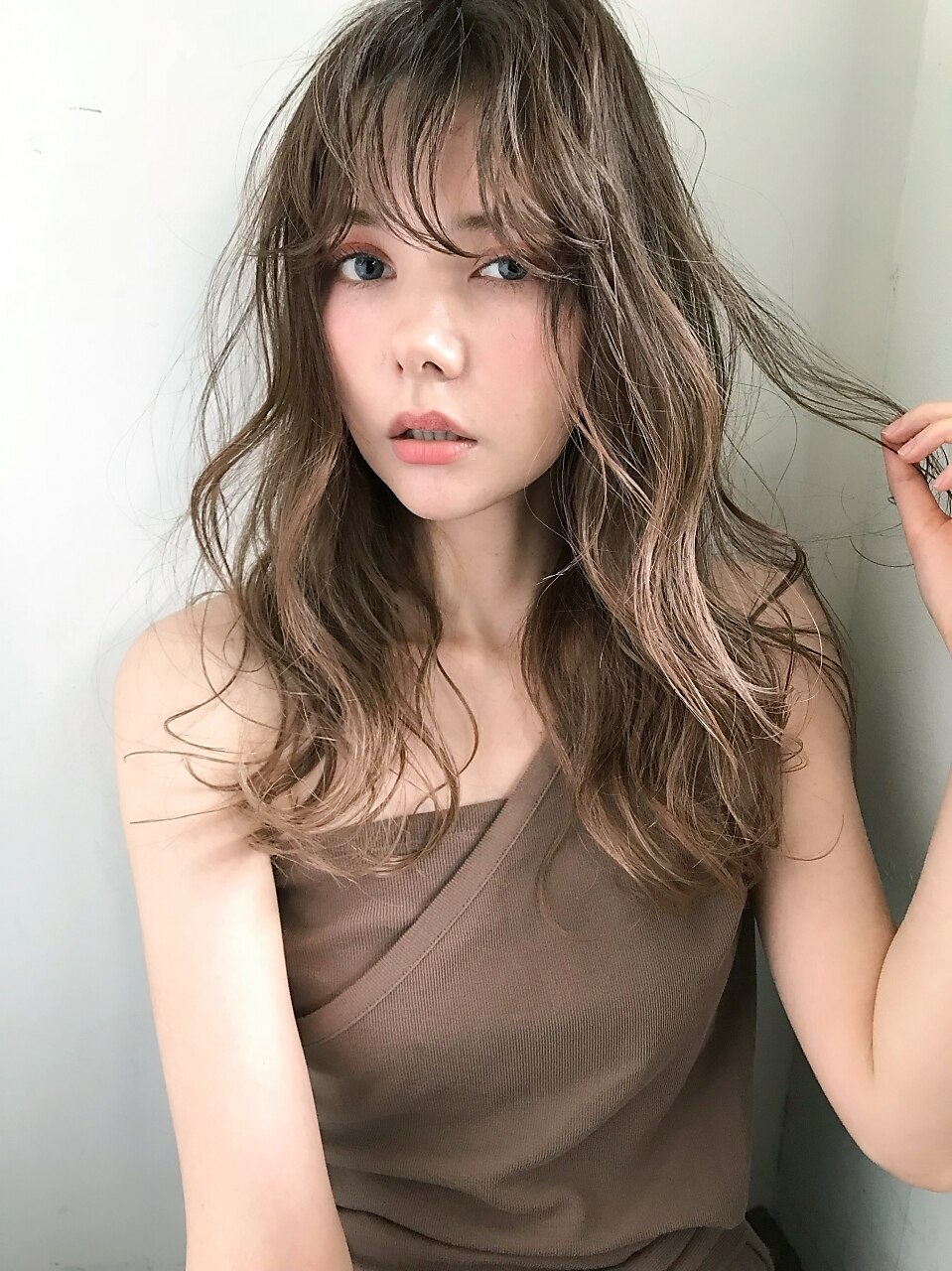 【CALVINA】シルキーベージュロング