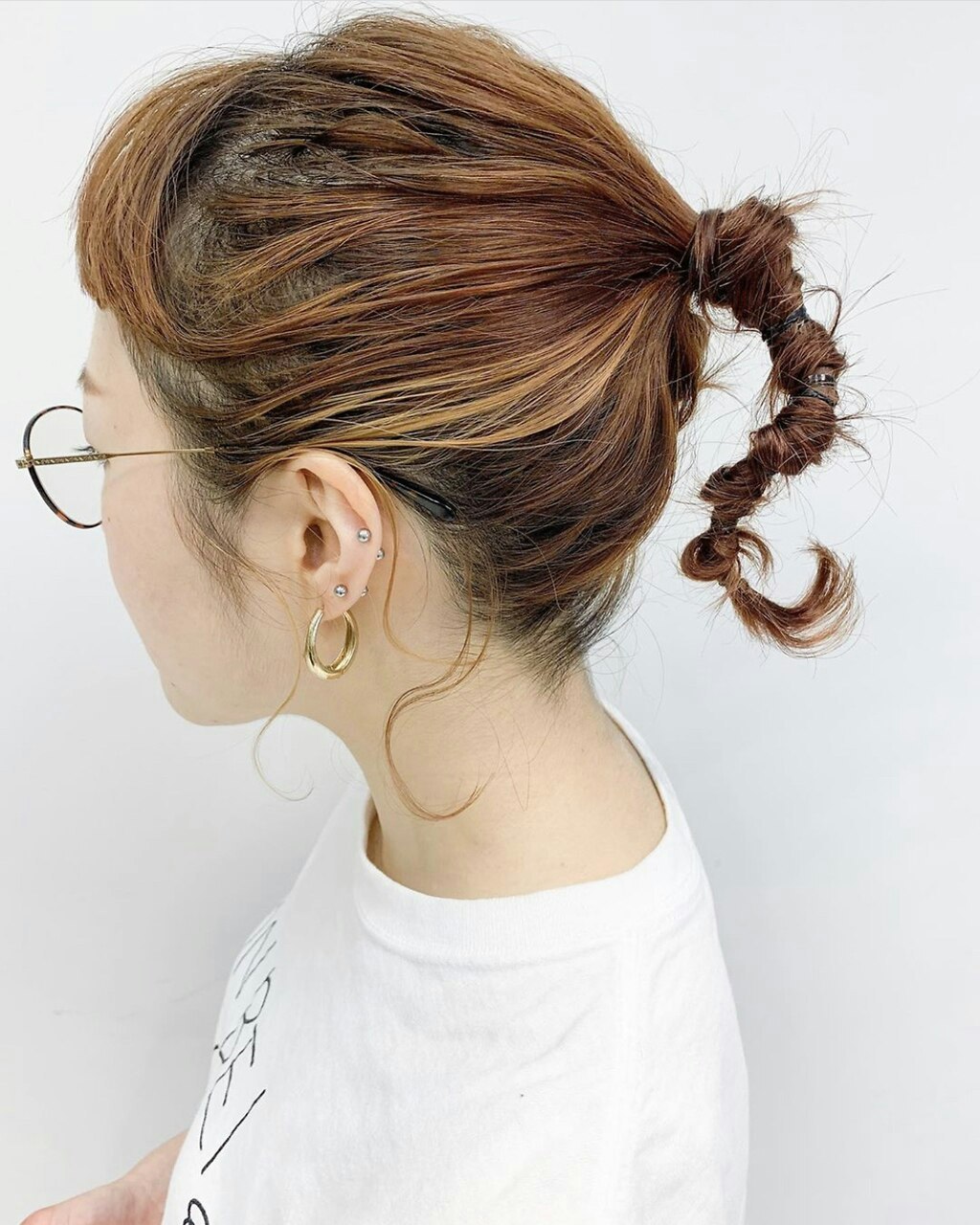 おしゃ可愛いポニーテールの作り方 トレンド感溢れるヘアアレンジまとめてみました ホットペッパービューティーマガジン おしゃ可愛いポニーテールの作り方 トレンド感溢れるヘアアレンジまとめてみました ホットペッパービューティーマガジン
