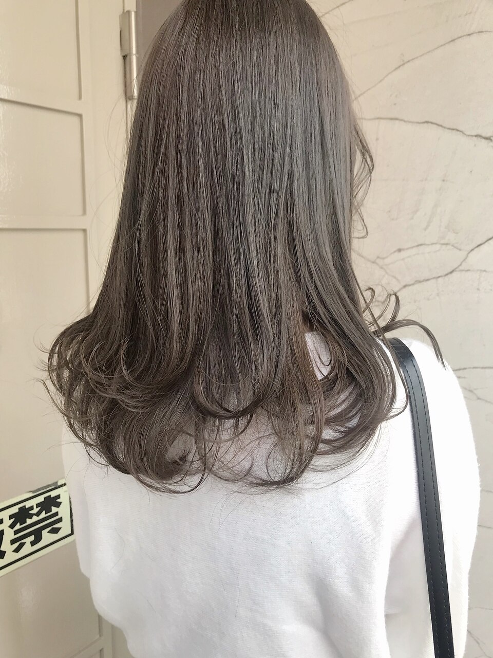 イルミナ パールグレージュ レイヤー