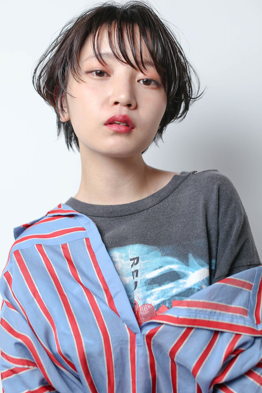 short(マッシュ、ショート、ウルフ、黒髪)