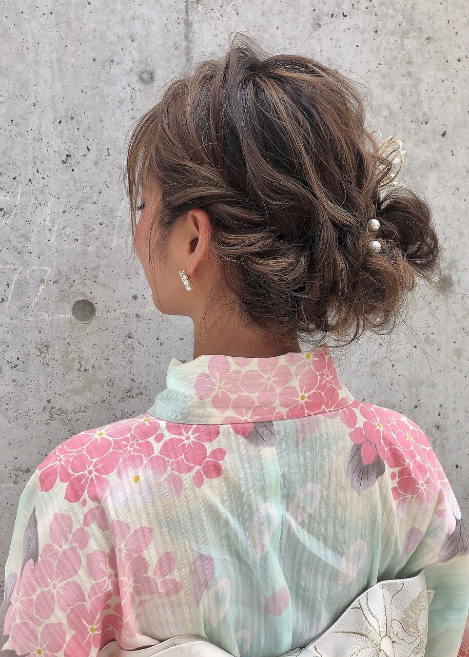 『estrela』浴衣に似合うカジュアルお団子ヘアアレンジ