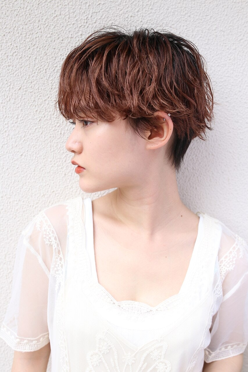 女子でもツーブロックを取り入れたい!おしゃ見えする取り入れ方&参考カタログのサムネイル画像