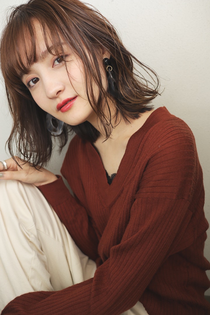 21年秋 トレンドヘアカラー特集 透け感を携えたくすみカラーで上品に大人っぽく ホットペッパービューティーマガジン