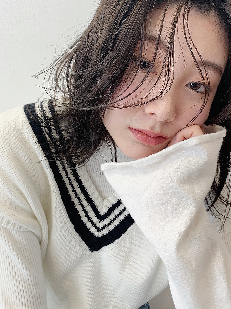 顔まわりには優しいリッジを