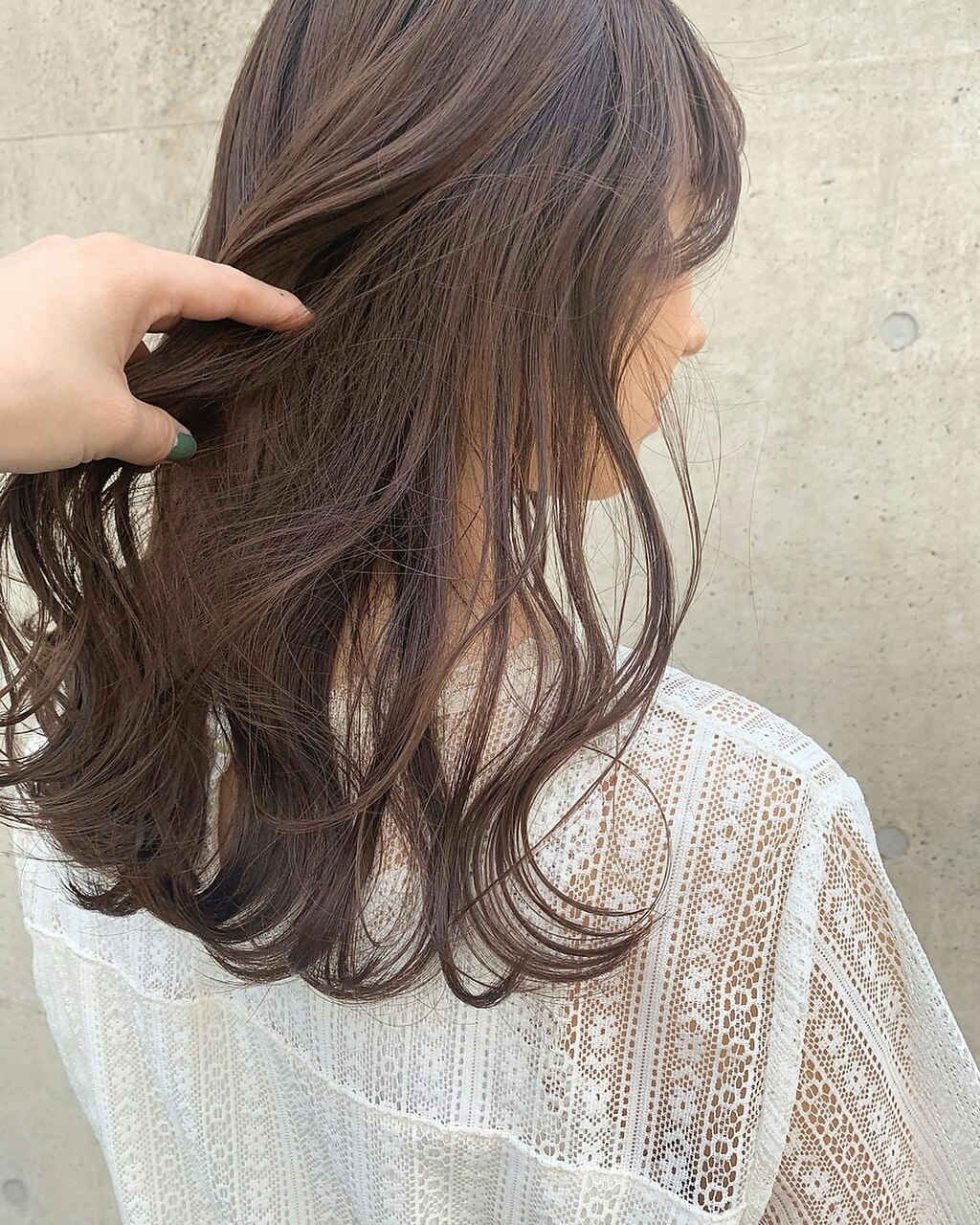 22年春 ブリーチなしで垢抜けカラーに ヘアカラー初心者さん必見 透明感ばっちりの髪色特集 ホットペッパービューティーマガジン 22年春 ブリーチなしで垢抜けカラーに ヘアカラー初心者さん必見 透明感ばっちりの髪色特集 ホットペッパービューティーマガジン