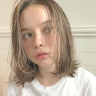 『December』ハイライトミルクベージュ×ミディアムレイヤー