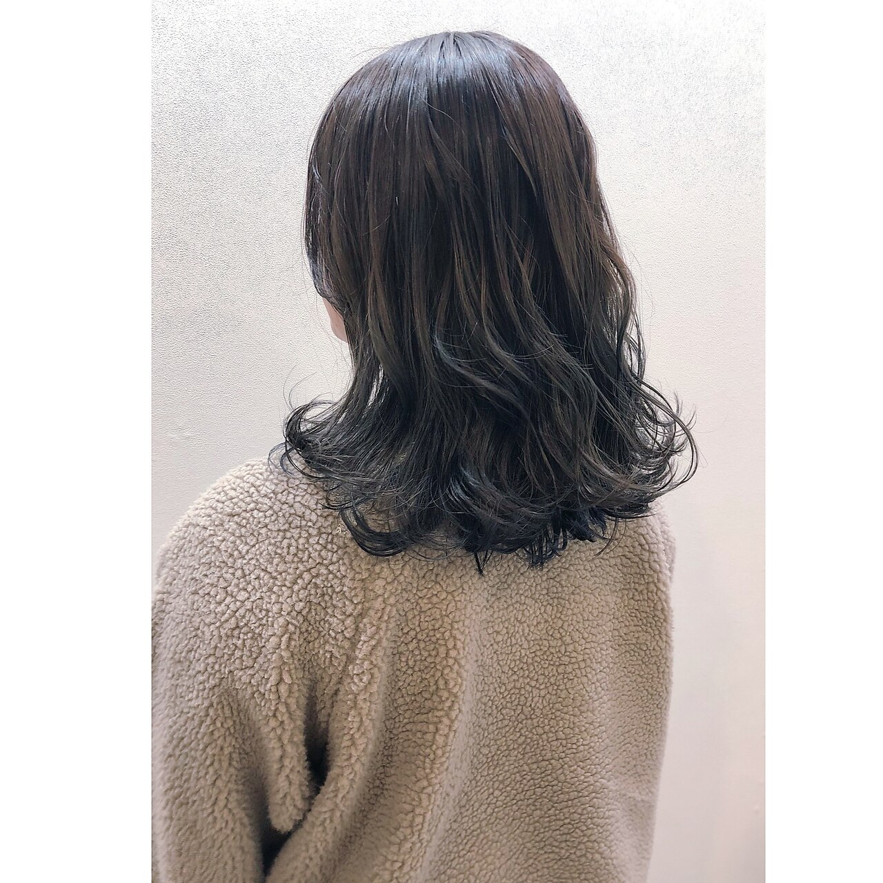 シルバーグレージュ×グラデーション