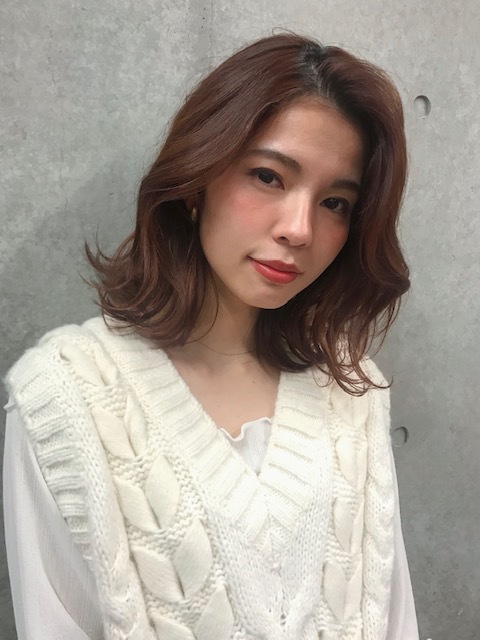 ツヤのある大人カール