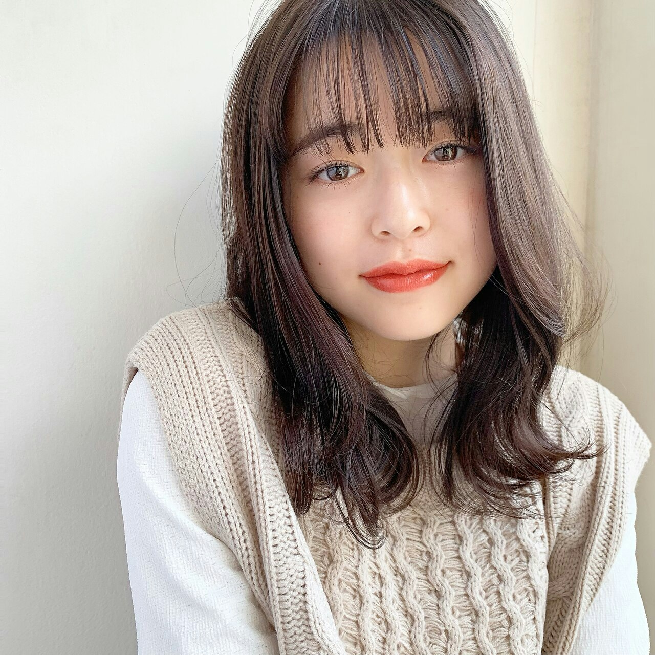 ミディアムヘアの巻き方速習法 イラストで学ぶ巻きのコツ お手本スタイル ホットペッパービューティーマガジン ミディアムヘアの巻き方速習法 イラストで学ぶ巻きのコツ お手本スタイル ホットペッパービューティーマガジン