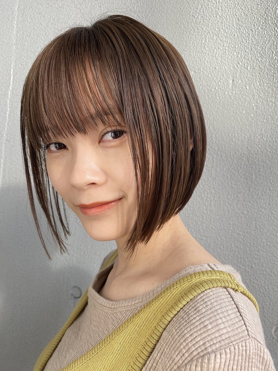 大人かわいい前下がりナチュラルボブ.ことりベージュ