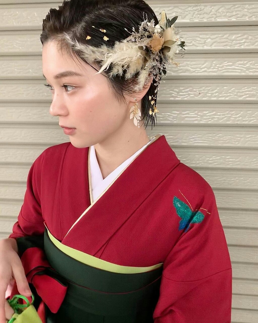 成人式は前髪なしのヘアスタイルに 振袖にぴったりのアレンジで唯一無二の晴れ姿に ホットペッパービューティーマガジン 成人式は前髪なしのヘアスタイルに 振袖にぴったりのアレンジで唯一無二の晴れ姿に ホットペッパービューティーマガジン