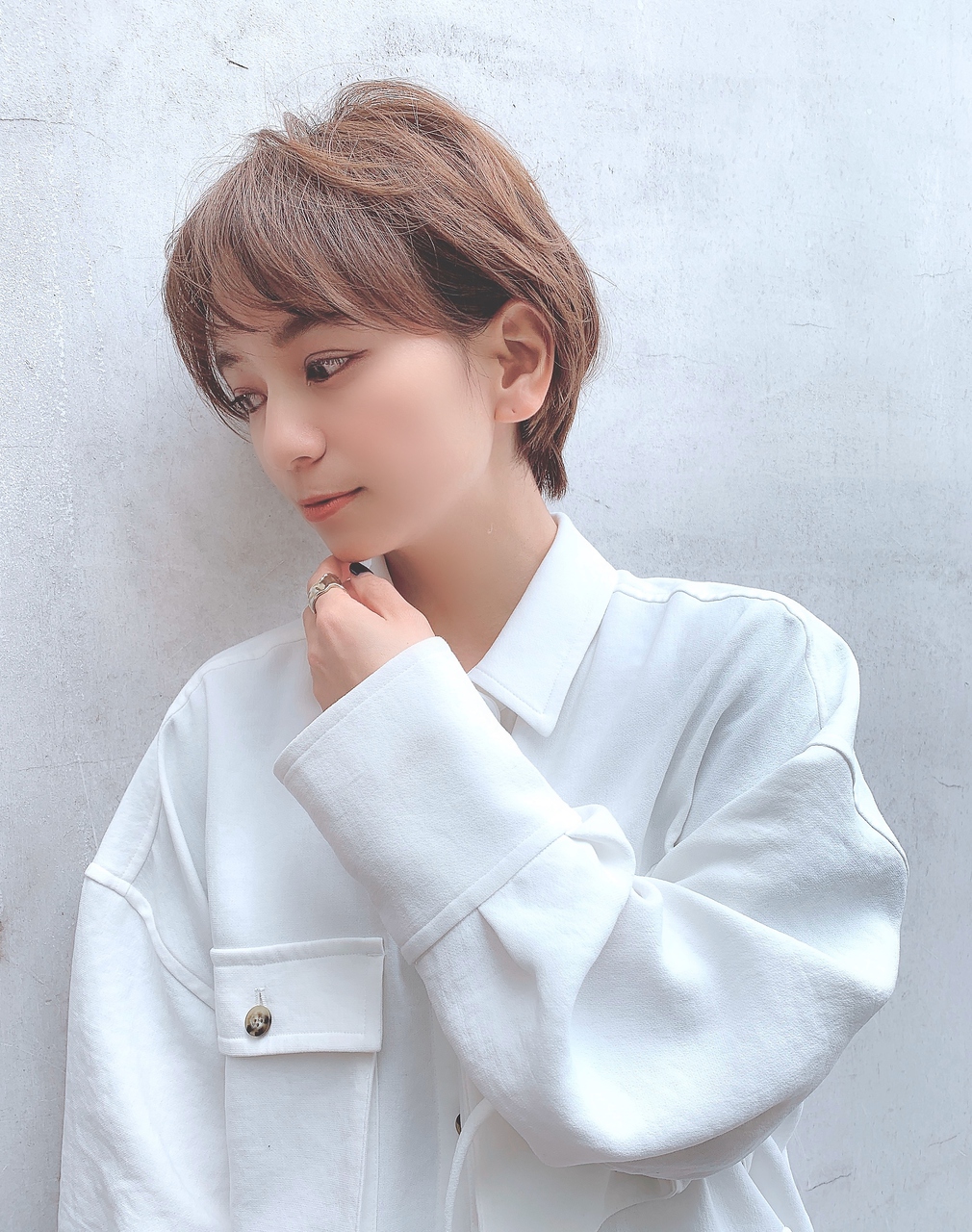 【重山】アッシュブラウン厚めバング毛先パーマ外ハネひし形ボブ