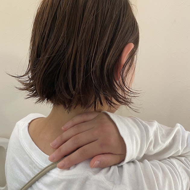 シャギーで軽やかヘアに。小顔見せ＆こなれ感のあるおすすめスタイルまとめ｜ホットペッパービューティーマガジン