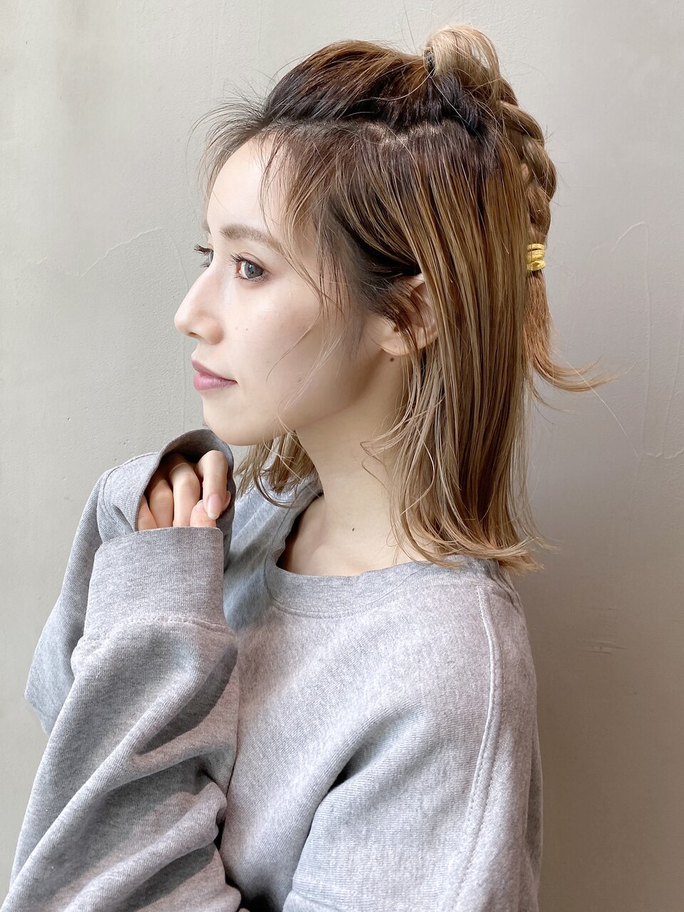 外ハネボブミディアムボブ美髪顔周りレイヤー_27121