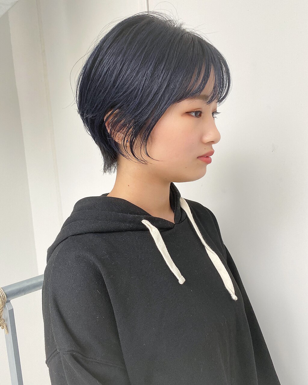 ネイビーニュアンスショート
