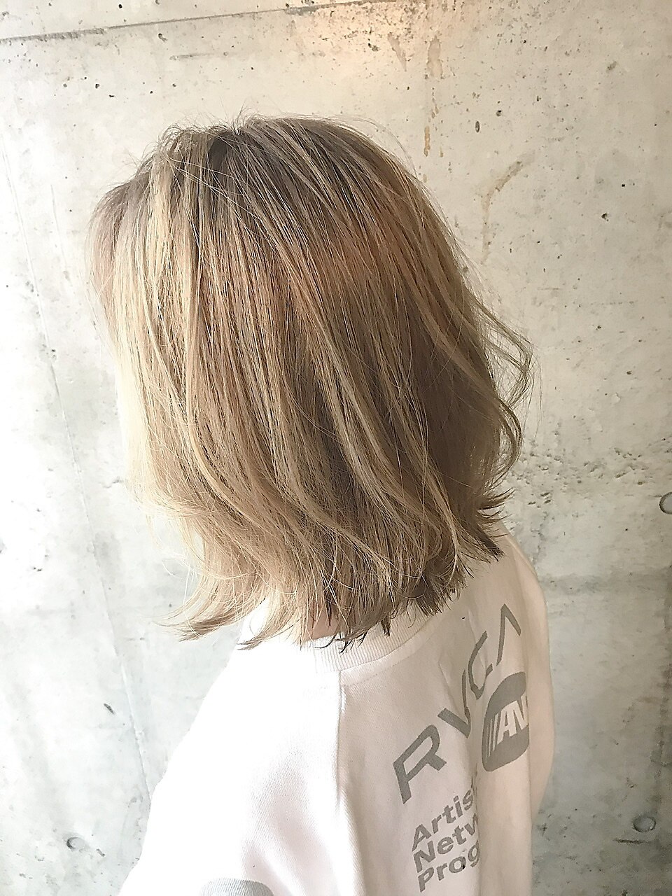 ミルクティーベージュ