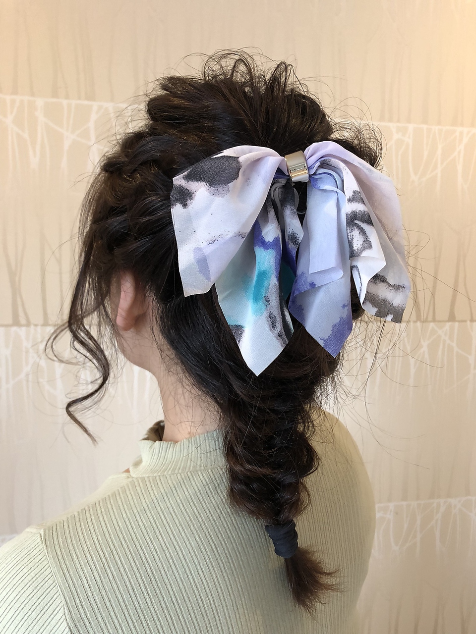 リボンアレンジ特集】ヘアアクセの選び方と髪で作ったリボンのやり方