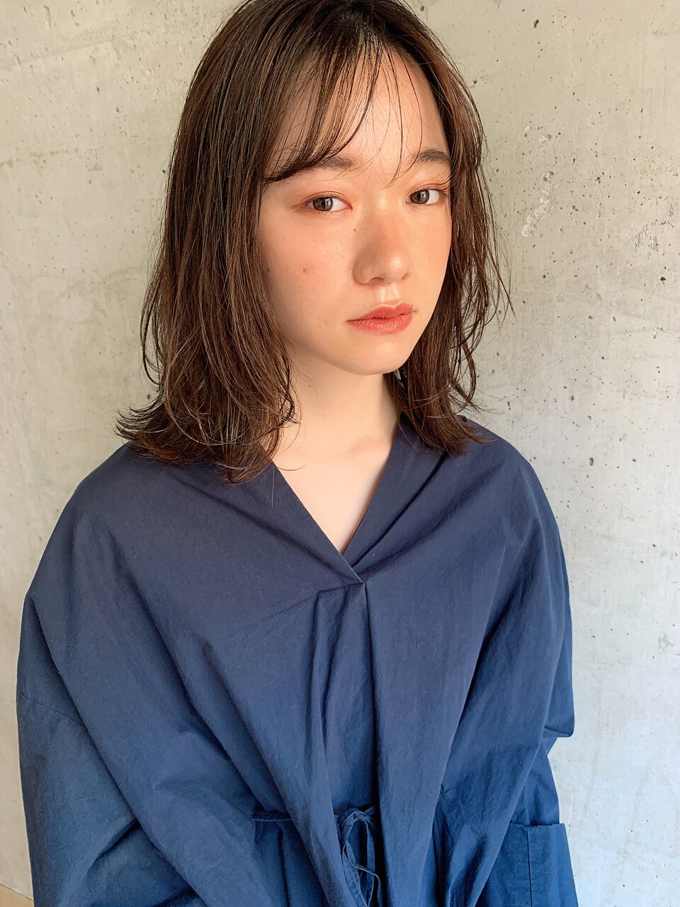 ラフに決まる外国人風くびれレイヤーミディ//フォギーベージュ