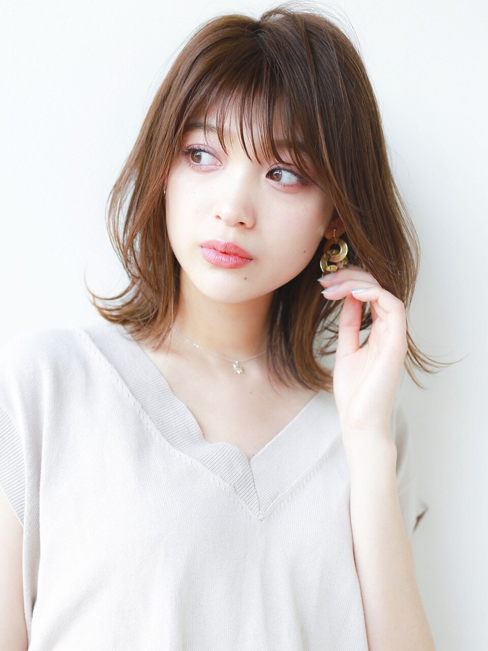 逆三角形顔さんに似合う 22年最新髪型特集 レングス別にトレンドをチェック ホットペッパービューティーマガジン