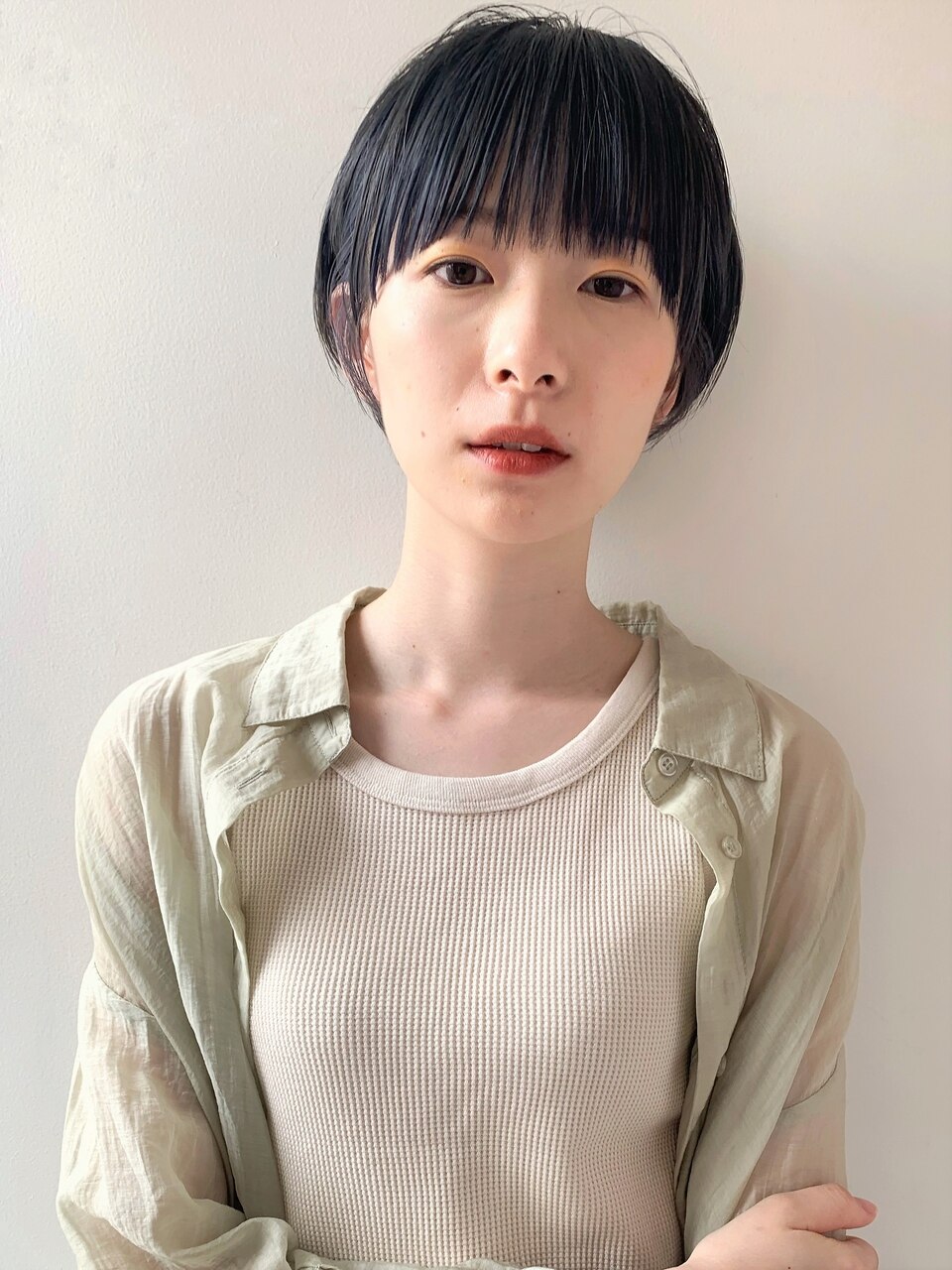 【LA PENSEE】大人かわいいマッシュショート シースルー 黒髪