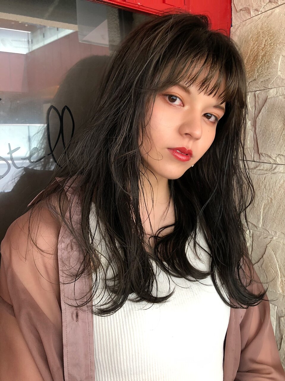 透け感アッシュ