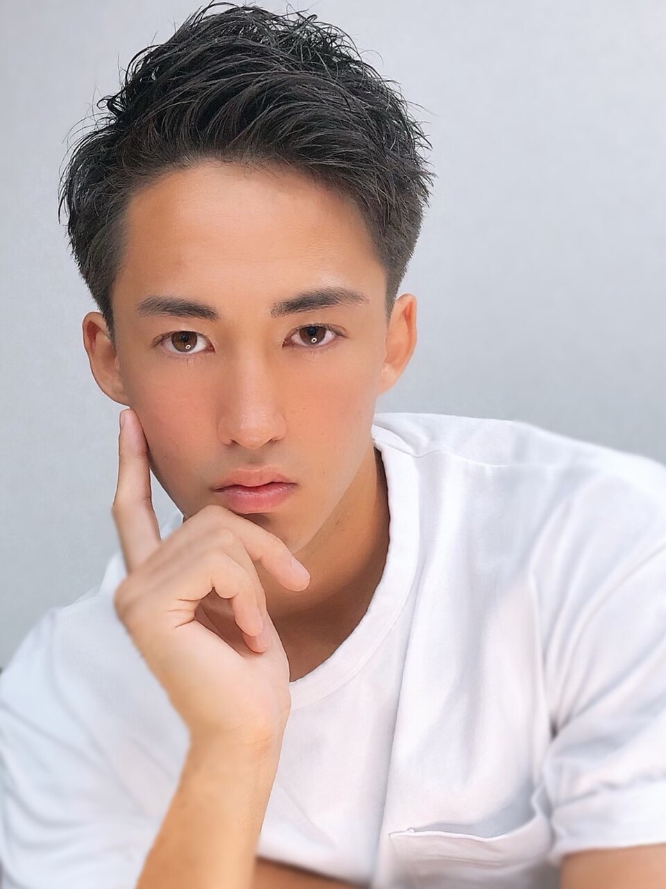 黒髪短髪！刈り上げアップバング。ソフトモヒカンベリーショート