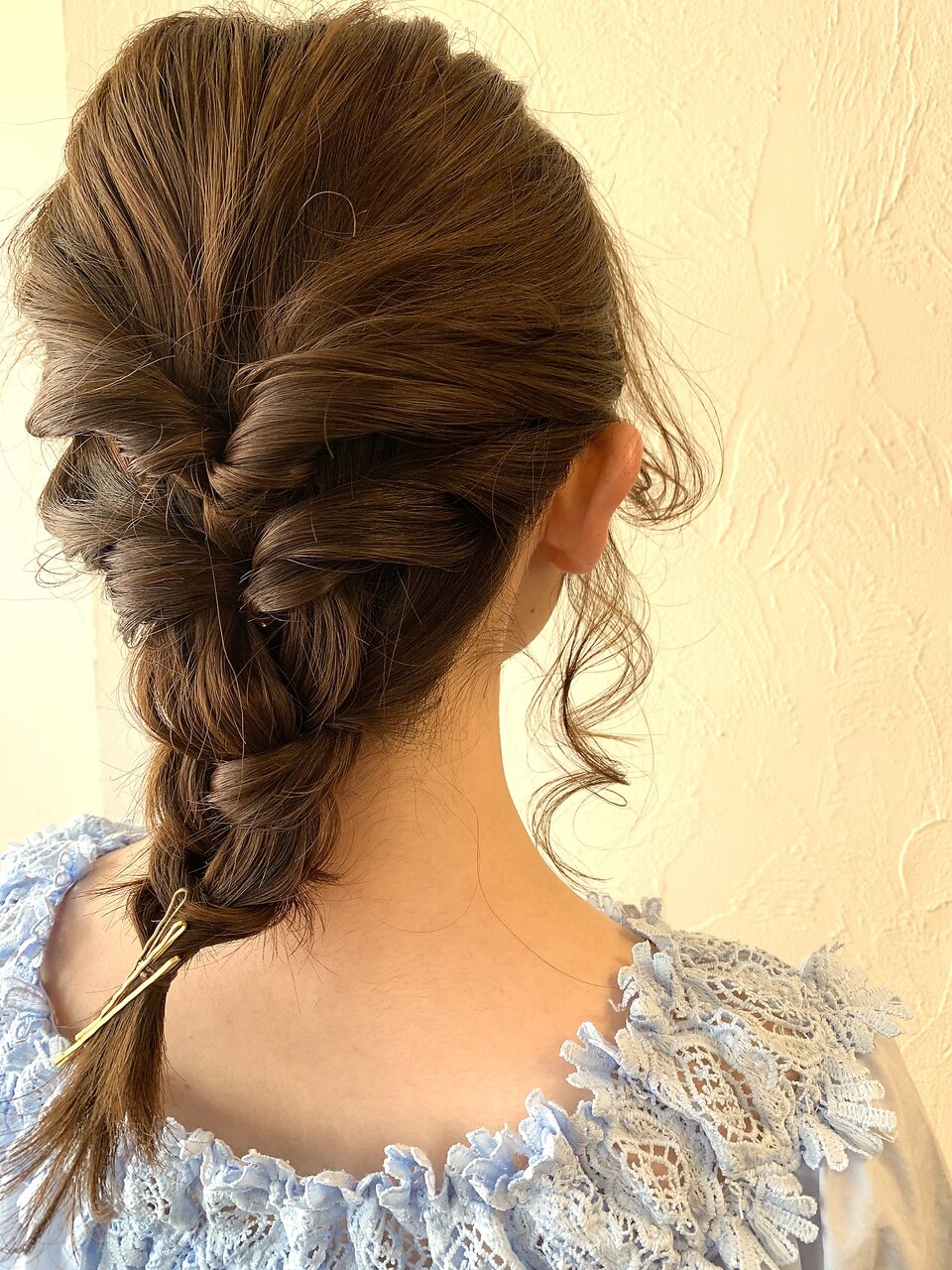カジュアルヘアアレンジ。