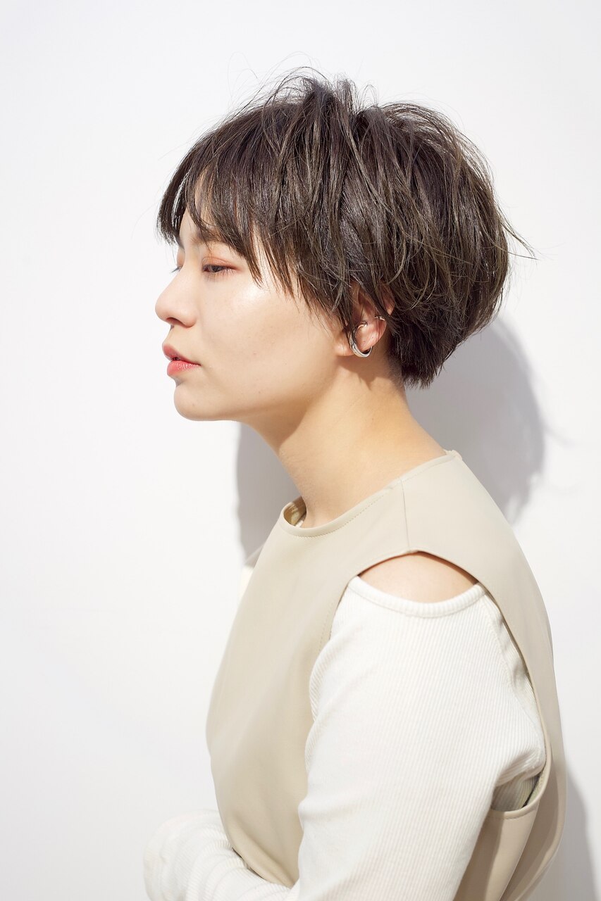 マッシュショートベースの大人可愛いスタイル