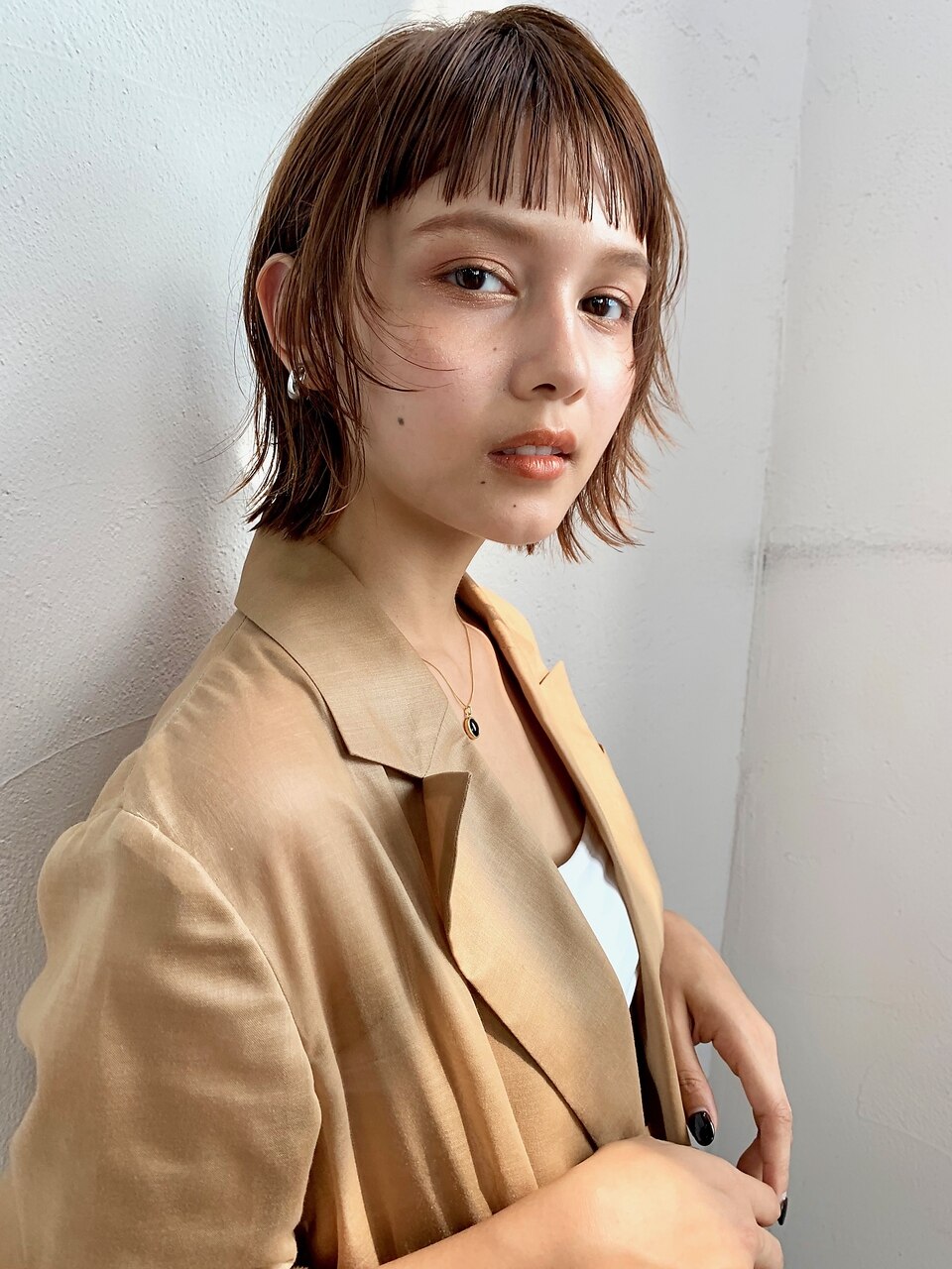 繊細なレイヤーでワンランク上の大人ウルフボブ！