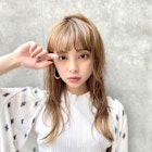 愛されブロンドロングヘア