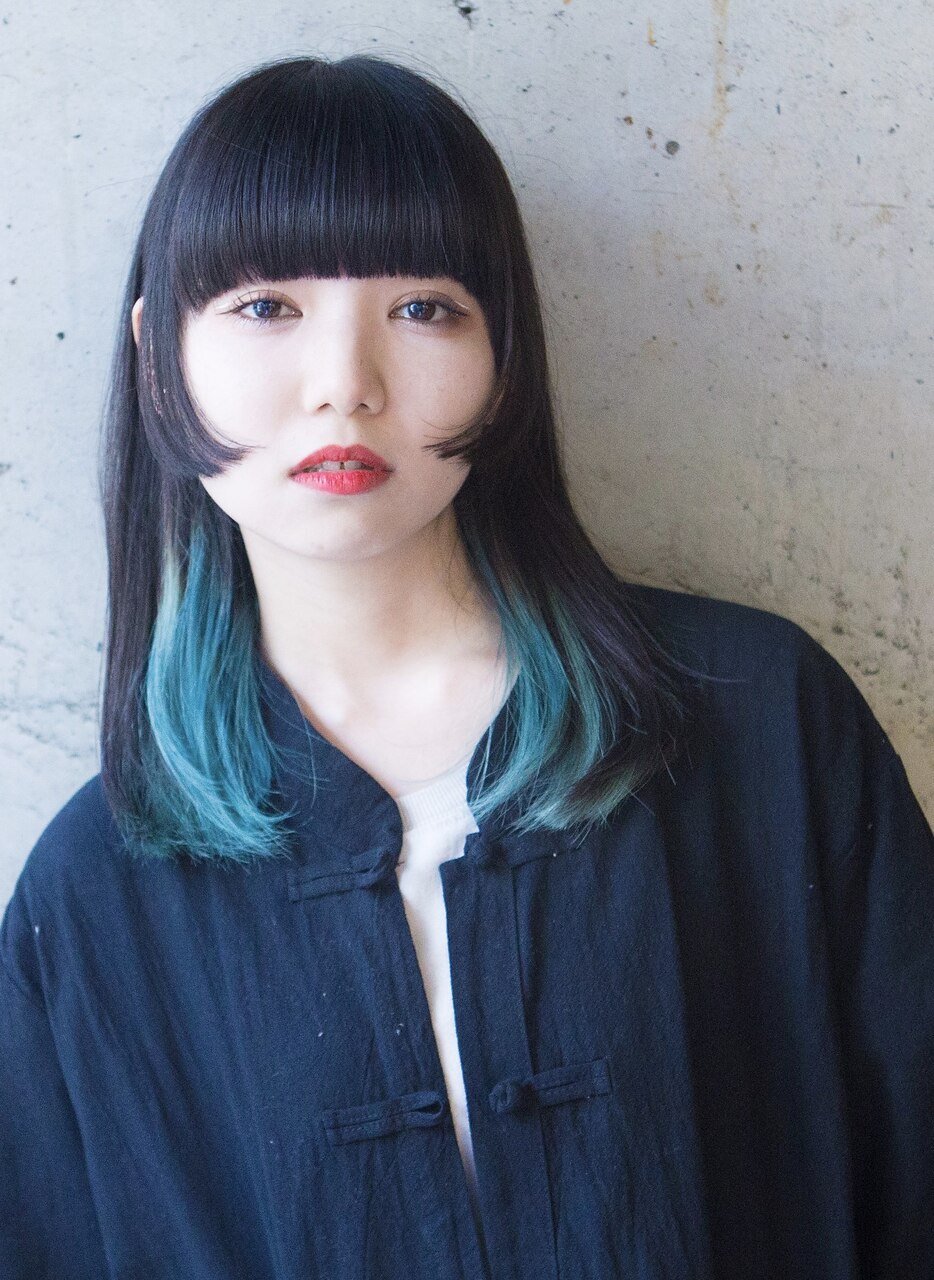 姫カット　インナーカラー
