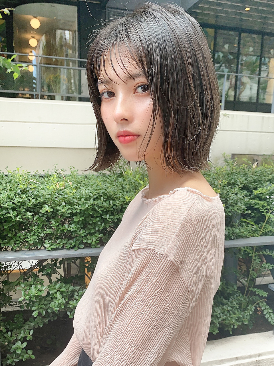 アフロート斎藤　20代30代大人外ハネボブ小顔シースルーバング
