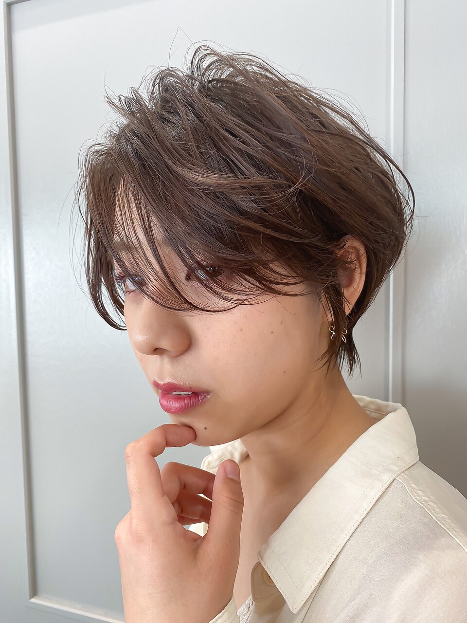 軽やか質感で魅せる　洗練ショートボブ