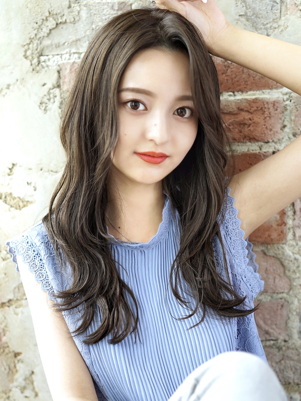 ロングヘアでひし形 好印象◎小顔 ゆるふわで無造作カール  