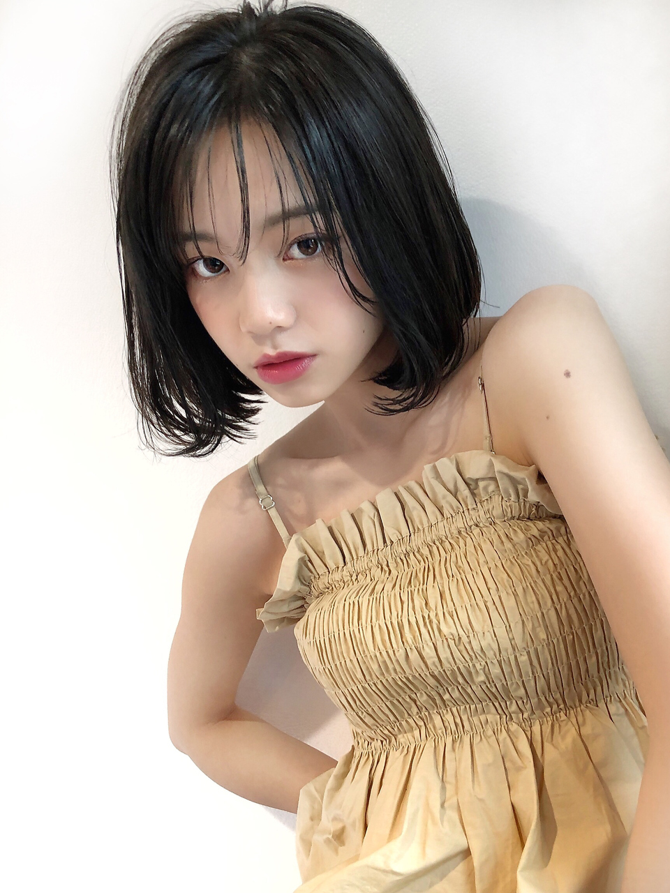 『恋するヘアdesignby芹原』韓国風☆ブルーブラックフラットボブ