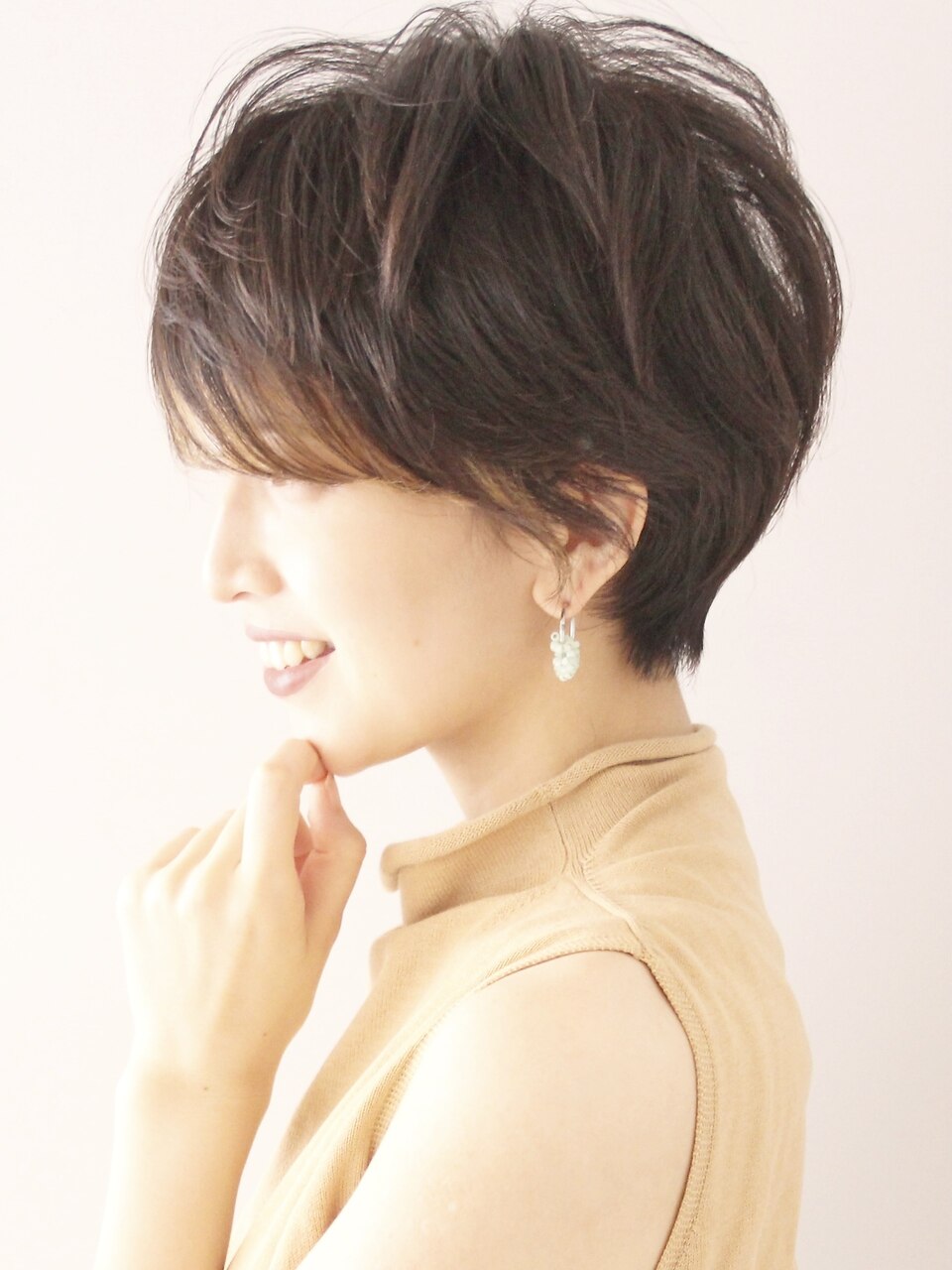 30代40代／大人のくびれショート／ベージュ系カラー
